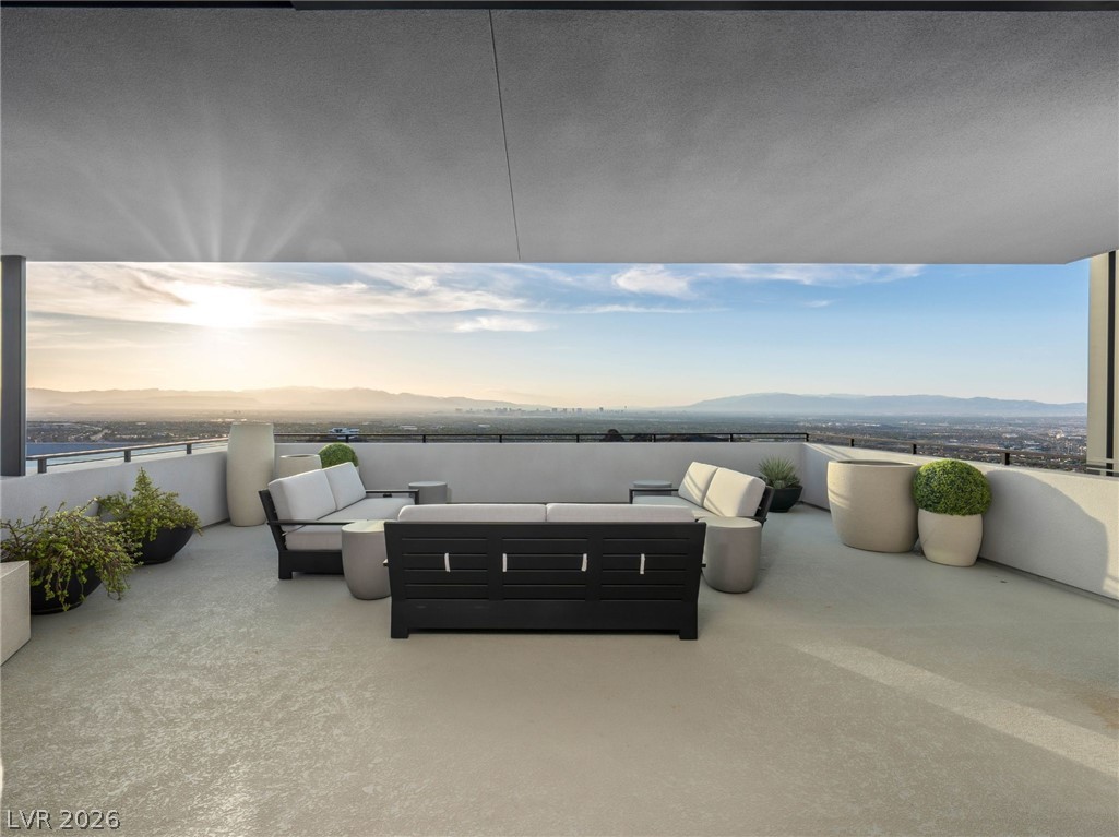 669 Dragon Peak Drive Henderson NV 89012