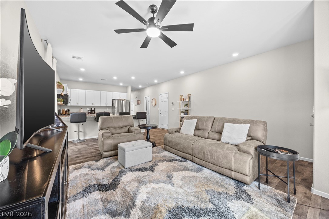 7545 Cooks Meadow Street North Las Vegas NV 89084