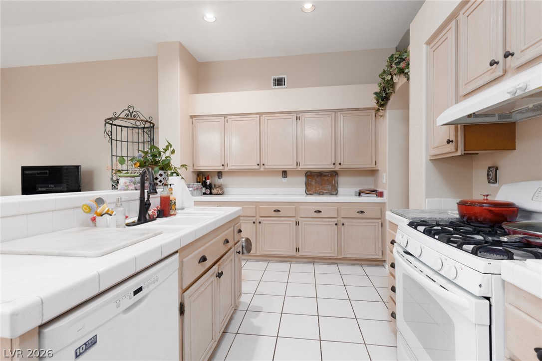 4560 Gonzales Drive Las Vegas NV 89130