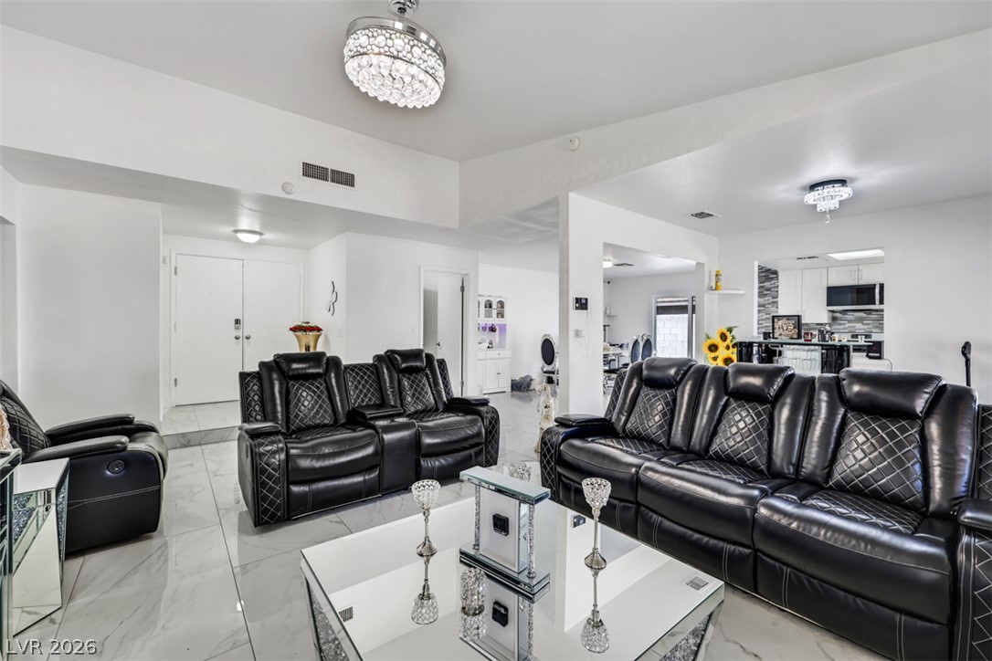3337 Irv Marcus Drive Las Vegas NV 89108