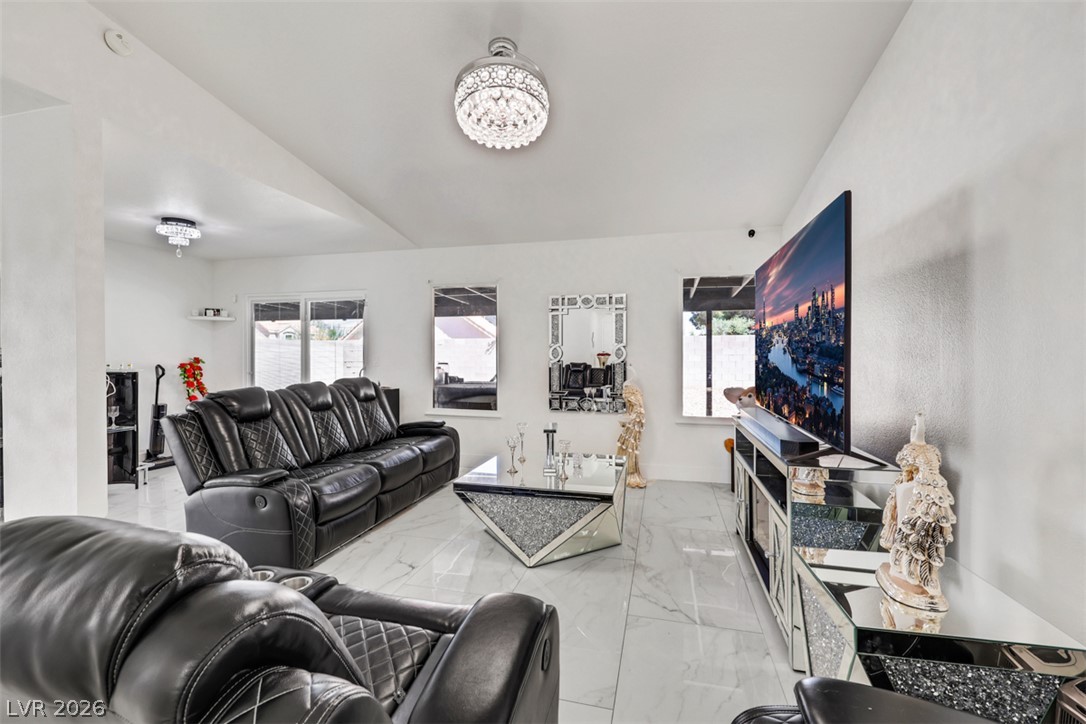 3337 Irv Marcus Drive Las Vegas NV 89108