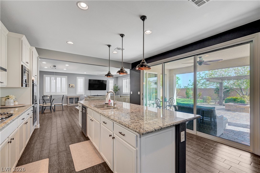 10723 Hammett Park Avenue Las Vegas NV 89166