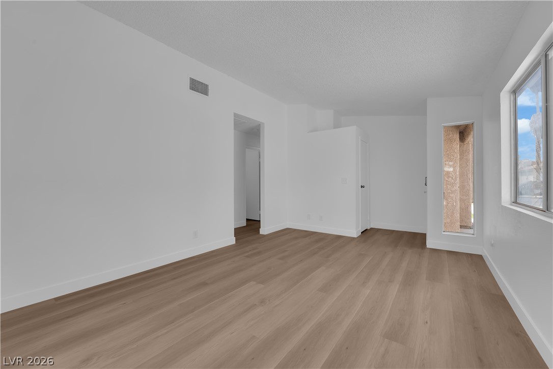 2794 Beaconfalls Way Las Vegas NV 89142