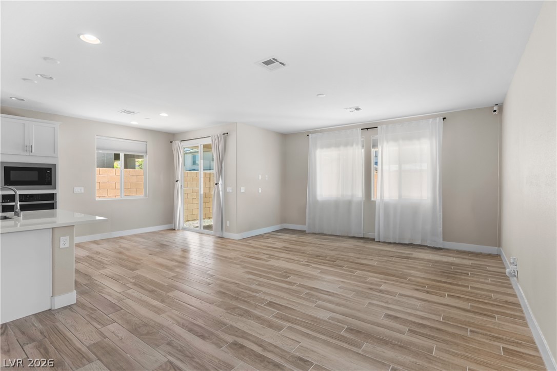 1049 Williamtown Avenue North Las Vegas NV 89084