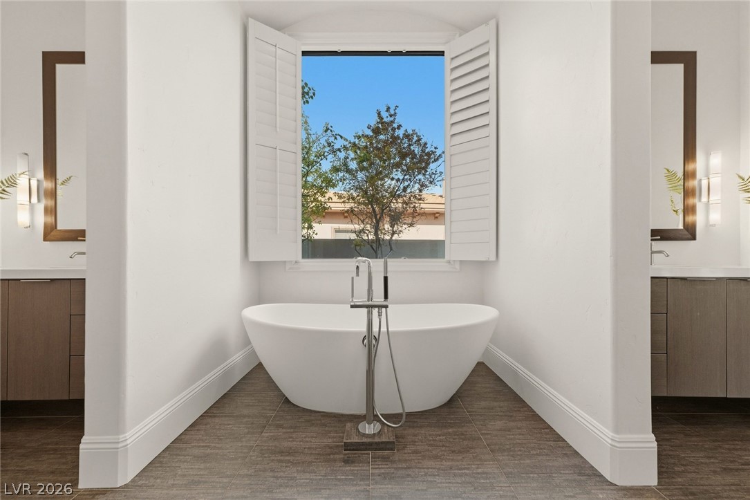 10997 Tranquil Waters Court Las Vegas NV 89135