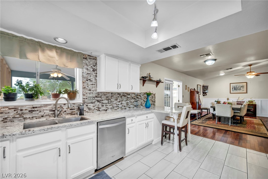 5412 Avenida Vaquero Las Vegas NV 89108
