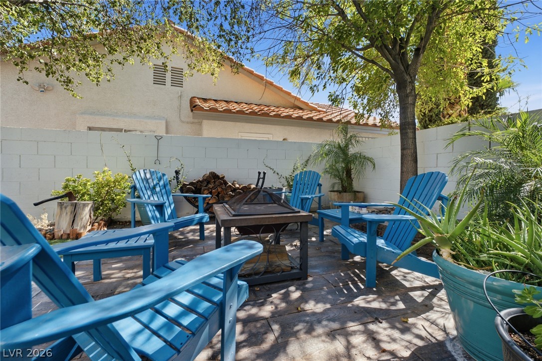 8212 Arch Bay Lane Las Vegas NV 89128