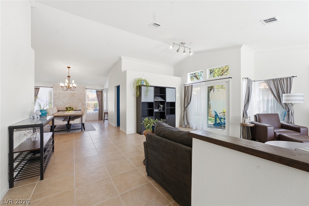 8212 Arch Bay Lane Las Vegas NV 89128