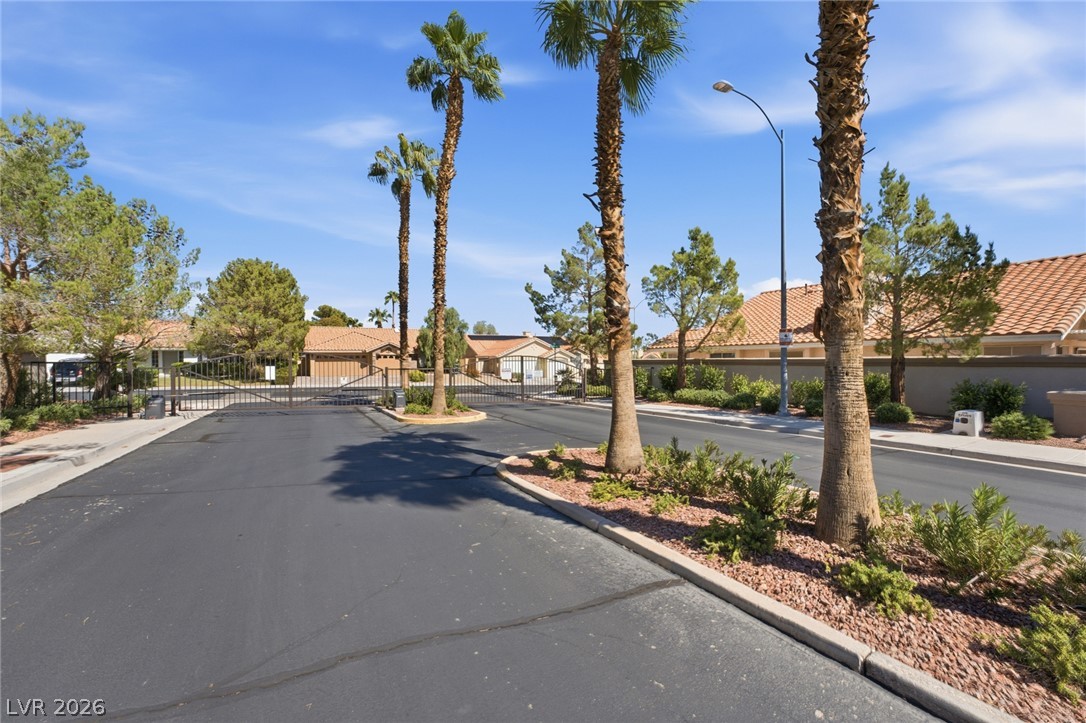 8212 Arch Bay Lane Las Vegas NV 89128