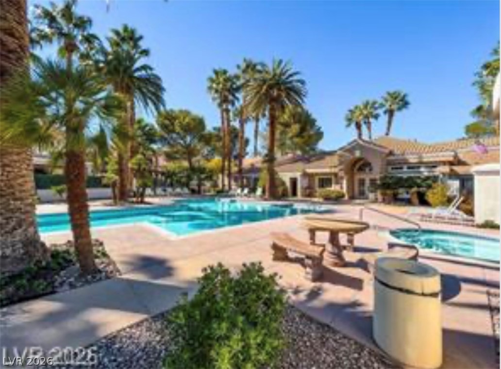 8212 Arch Bay Lane Las Vegas NV 89128