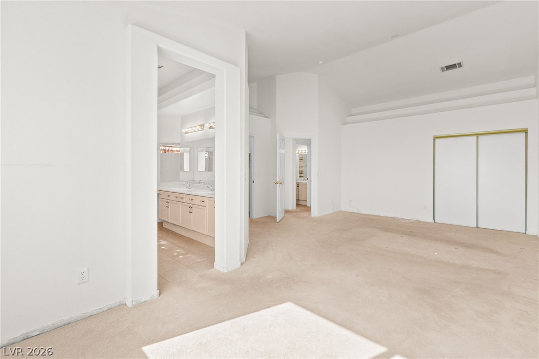 7625 Twisted Pine Avenue Las Vegas NV 89131