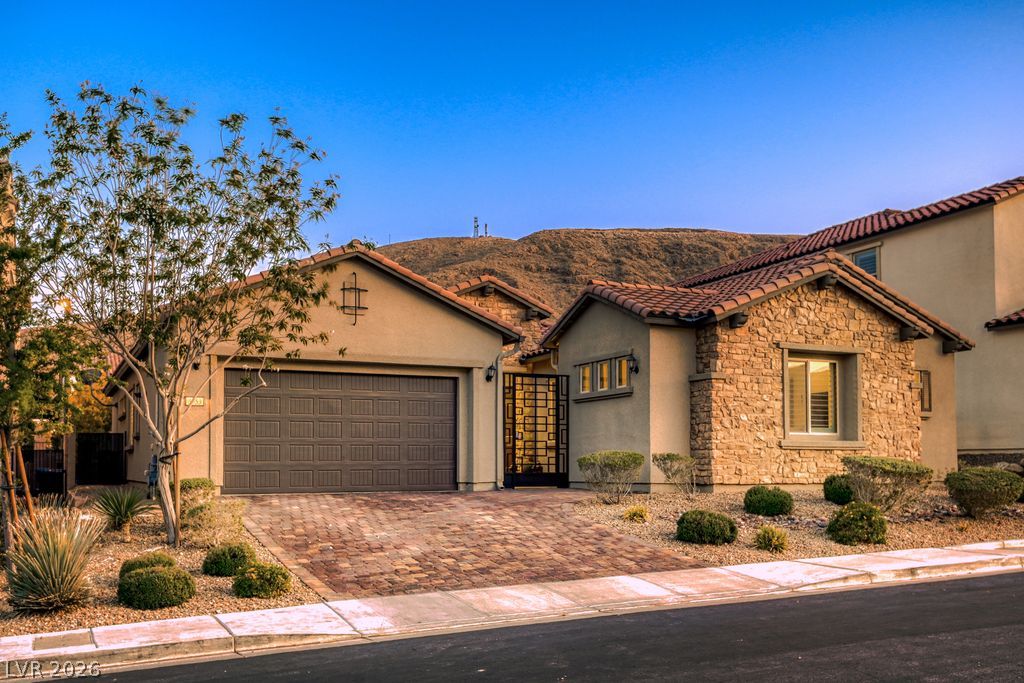 3553 Royal Fortune Drive Las Vegas NV 89141