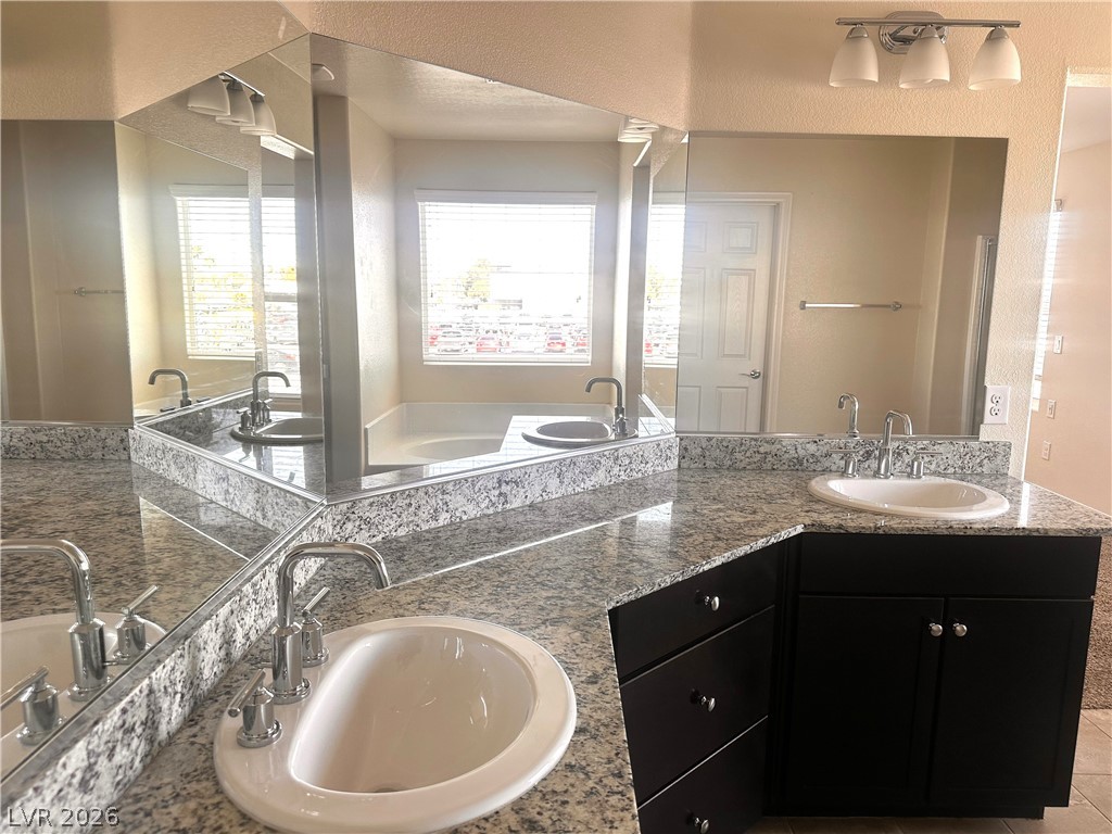 5380 Jade Crystal Avenue Las Vegas NV 89146