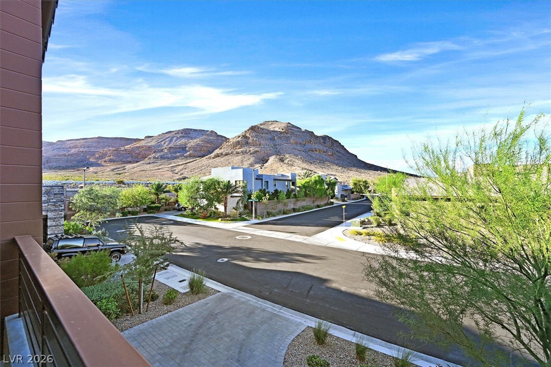 10287 Meridian Hill Avenue Las Vegas NV 89135