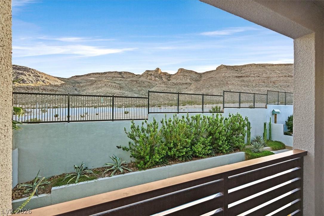 10287 Meridian Hill Avenue Las Vegas NV 89135