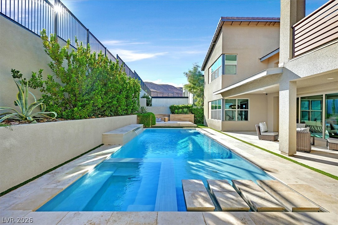 10287 Meridian Hill Avenue Las Vegas NV 89135