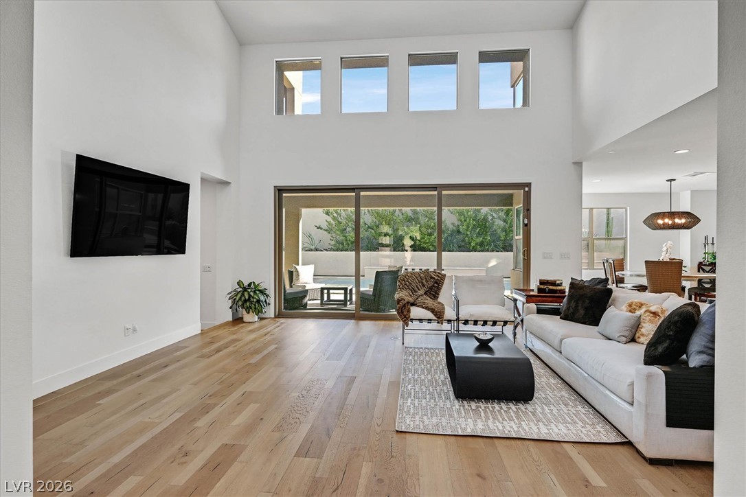 10287 Meridian Hill Avenue Las Vegas NV 89135