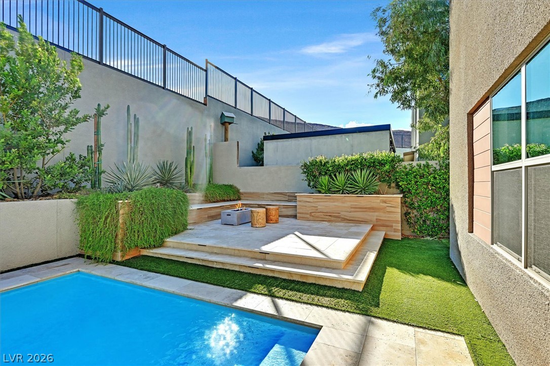 10287 Meridian Hill Avenue Las Vegas NV 89135