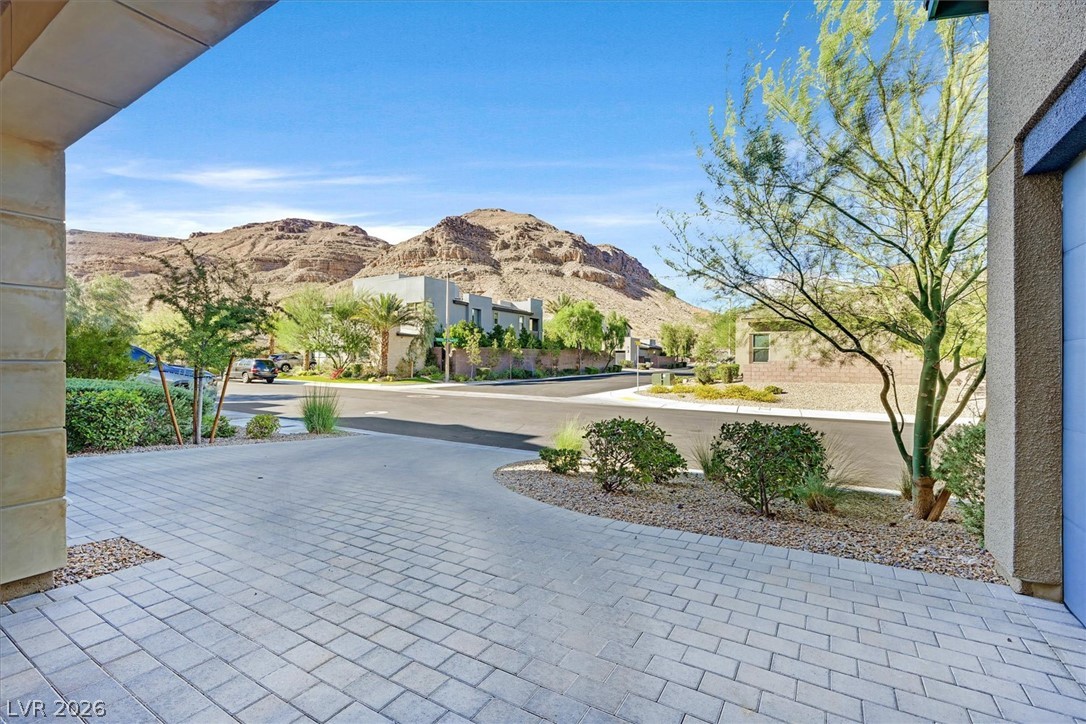 10287 Meridian Hill Avenue Las Vegas NV 89135