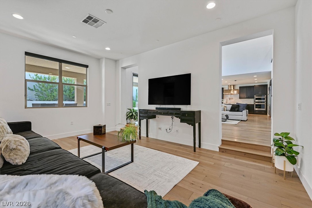 10287 Meridian Hill Avenue Las Vegas NV 89135