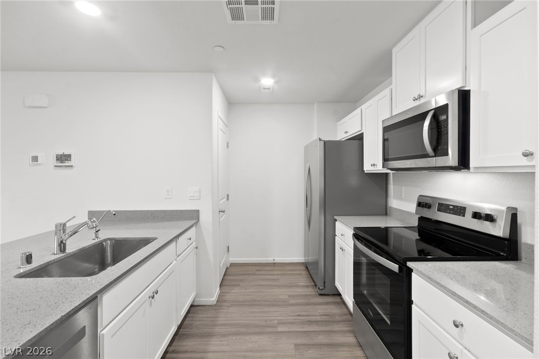 9932 Bumblebee Hills Street Las Vegas NV 89141