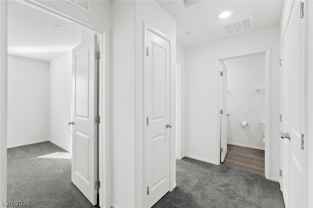 9932 Bumblebee Hills Street Las Vegas NV 89141
