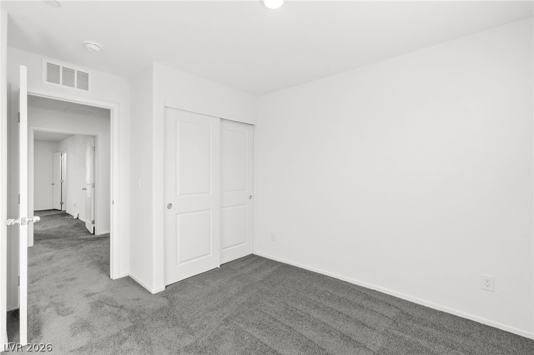9932 Bumblebee Hills Street Las Vegas NV 89141