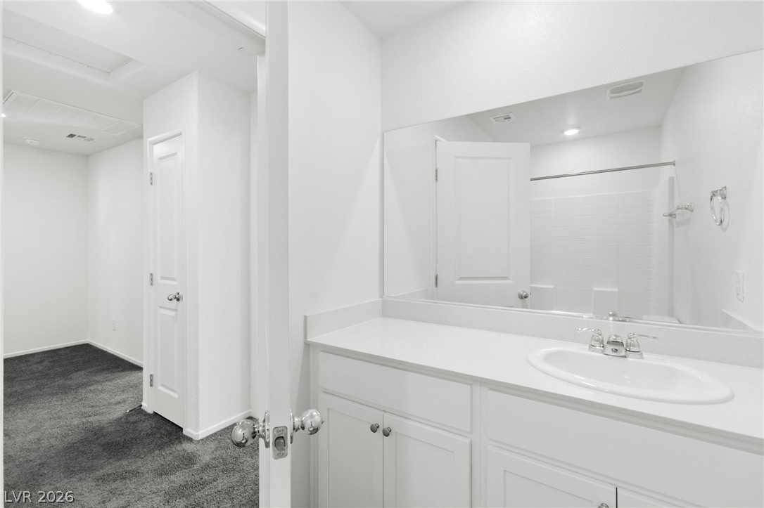9932 Bumblebee Hills Street Las Vegas NV 89141