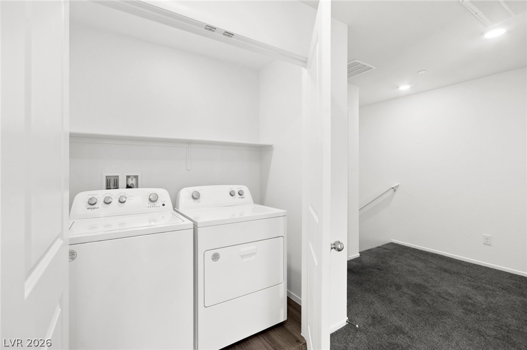 9932 Bumblebee Hills Street Las Vegas NV 89141