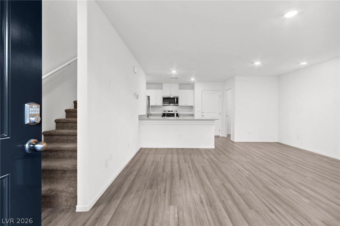 9932 Bumblebee Hills Street Las Vegas NV 89141