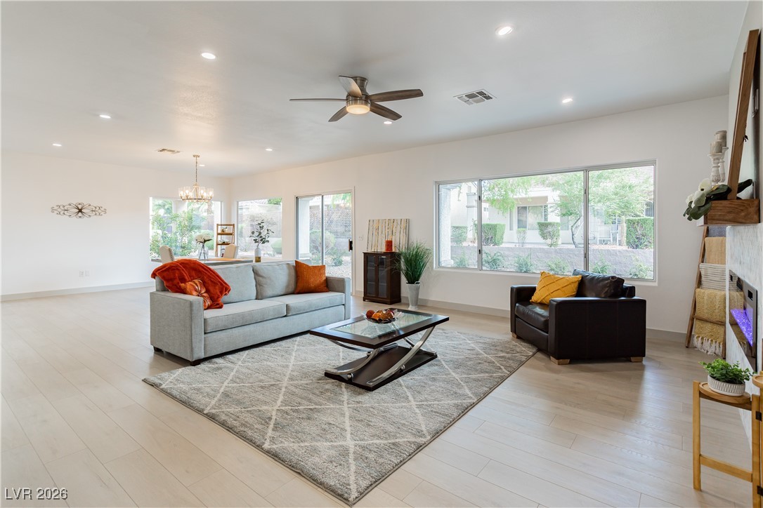 2589 Evansville Avenue Henderson NV 89052