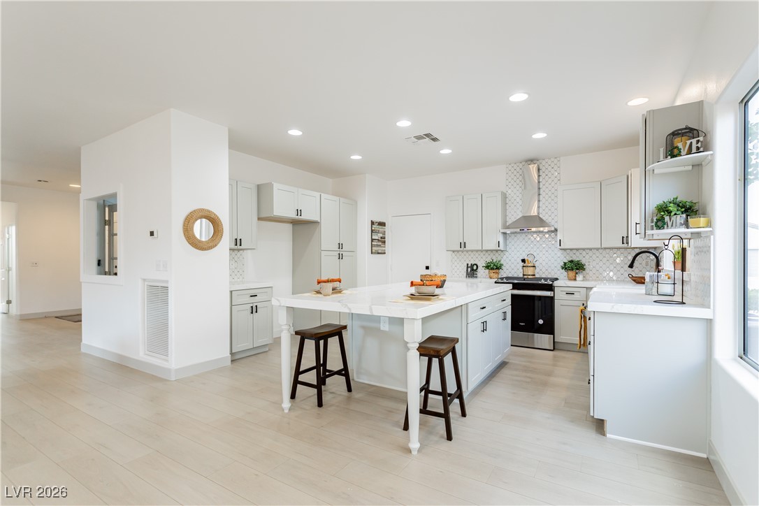 2589 Evansville Avenue Henderson NV 89052