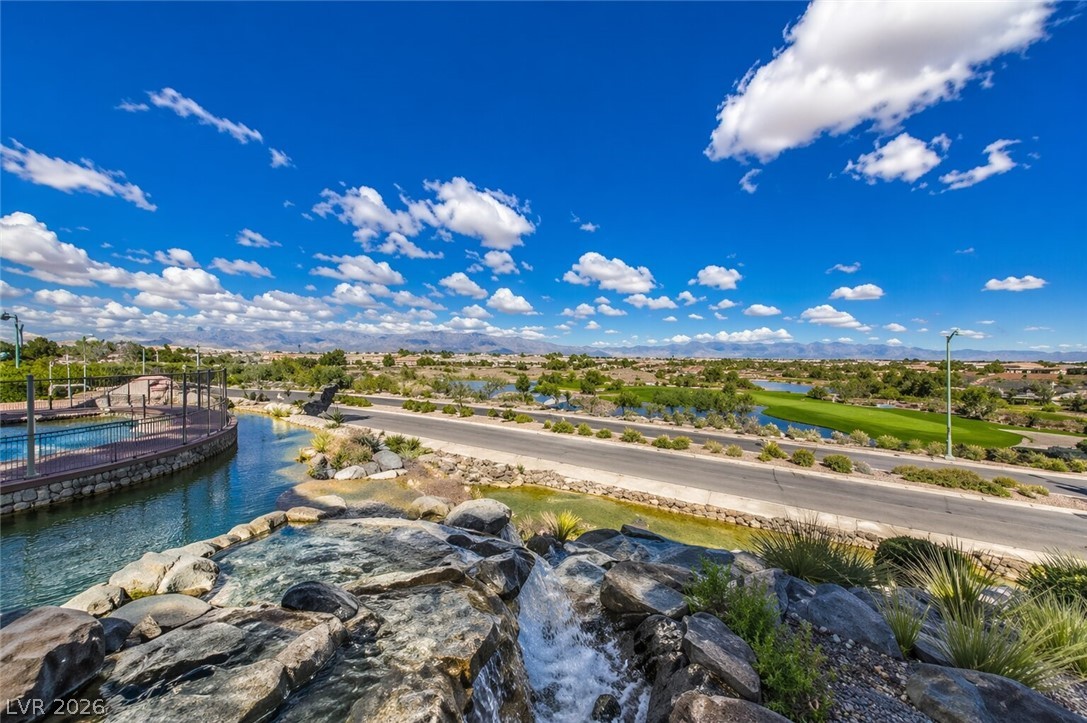 2589 Evansville Avenue Henderson NV 89052