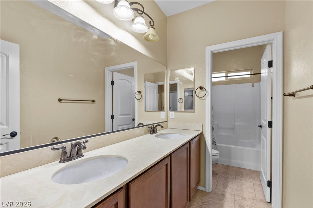 9181 Bright Blue Sky Avenue Las Vegas NV 89166