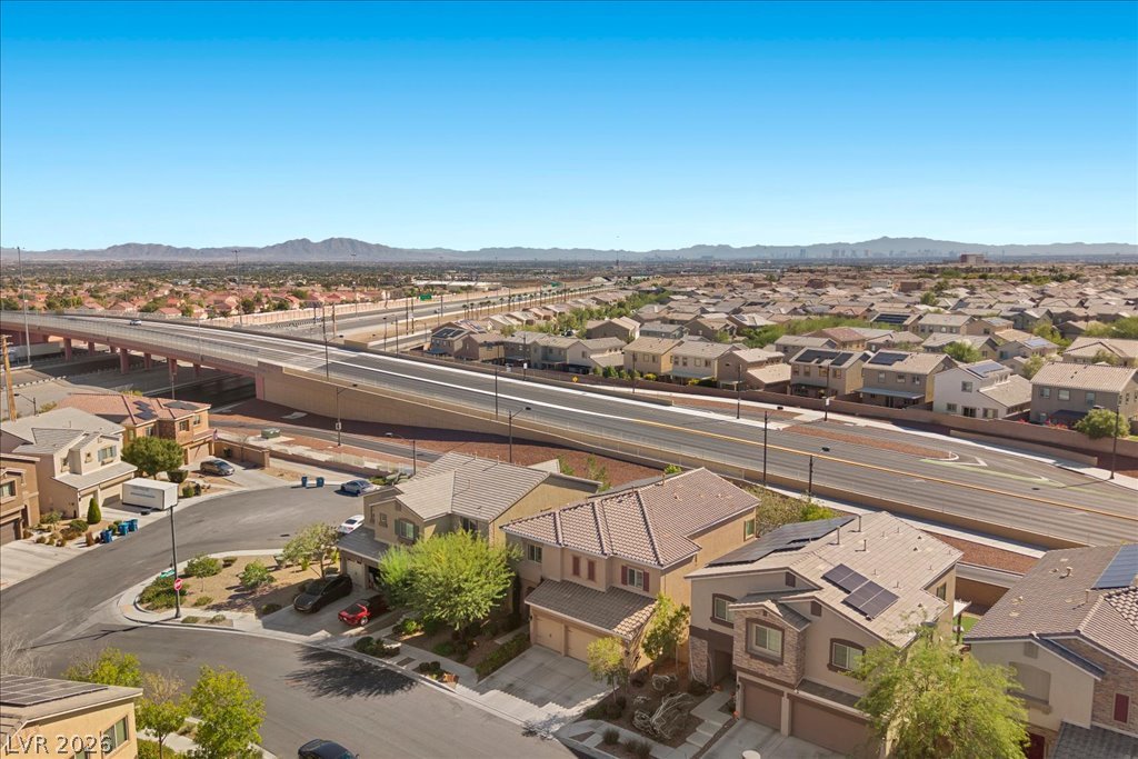 9181 Bright Blue Sky Avenue Las Vegas NV 89166