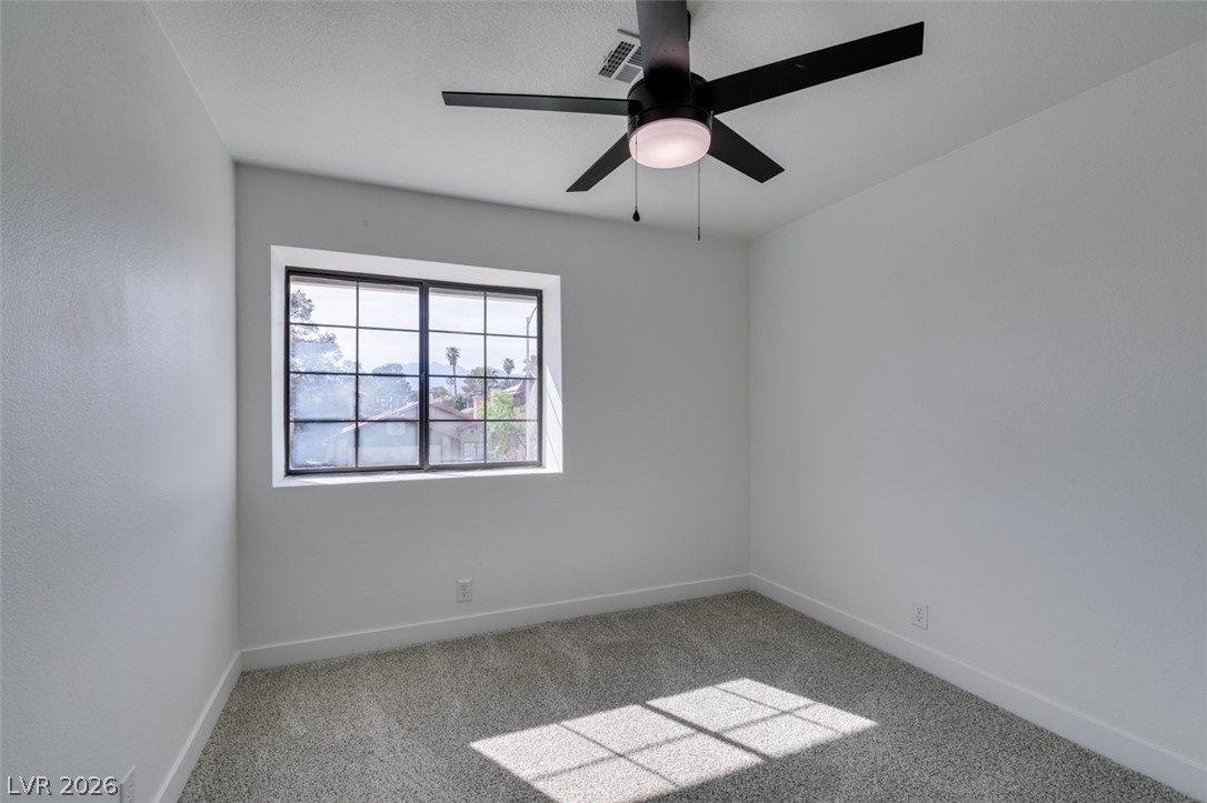2429 Charteroak Street Las Vegas NV 89108