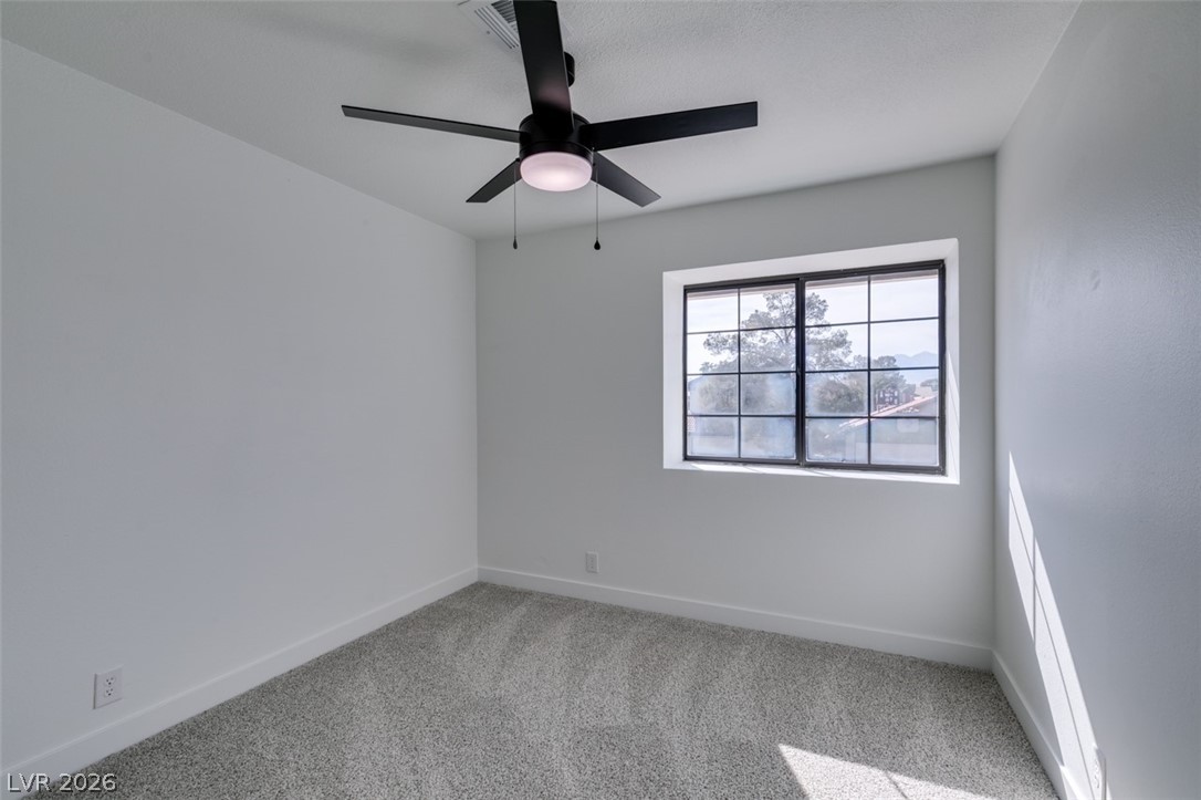 2429 Charteroak Street Las Vegas NV 89108