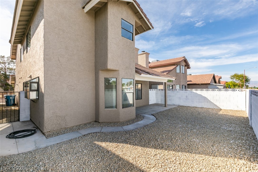 2429 Charteroak Street Las Vegas NV 89108