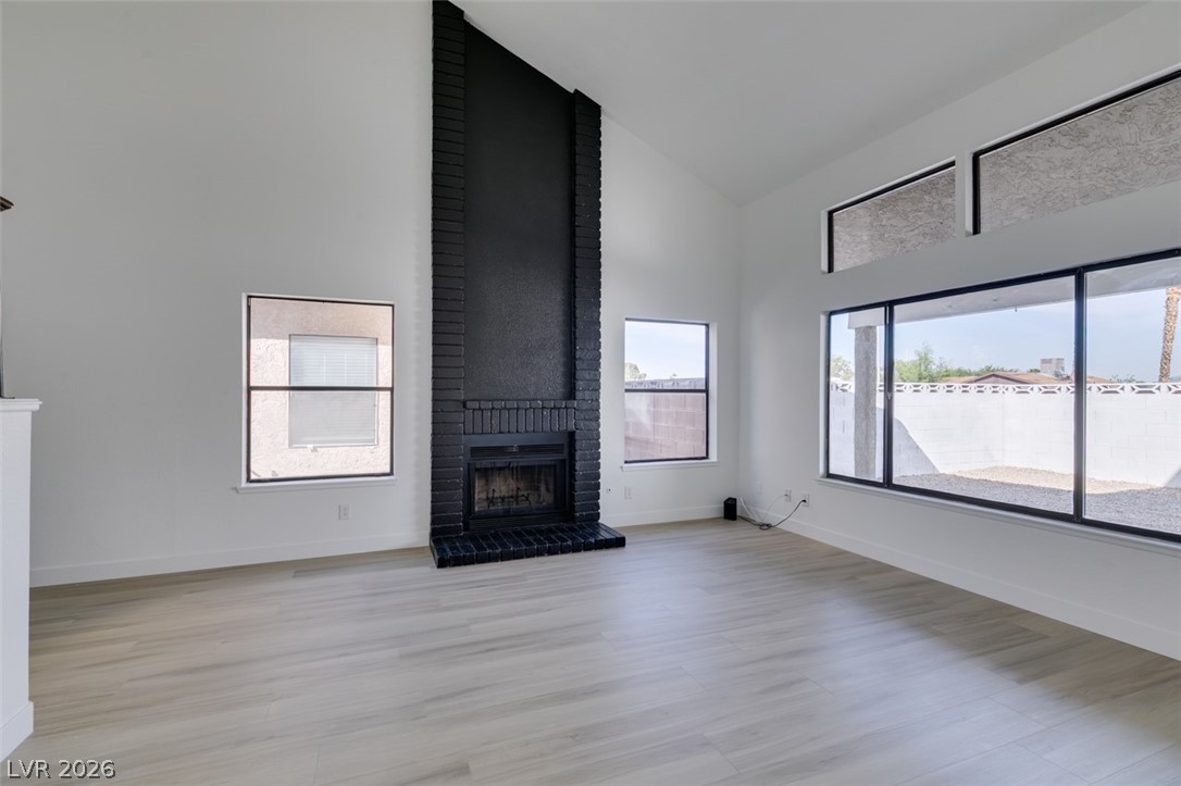 2429 Charteroak Street Las Vegas NV 89108