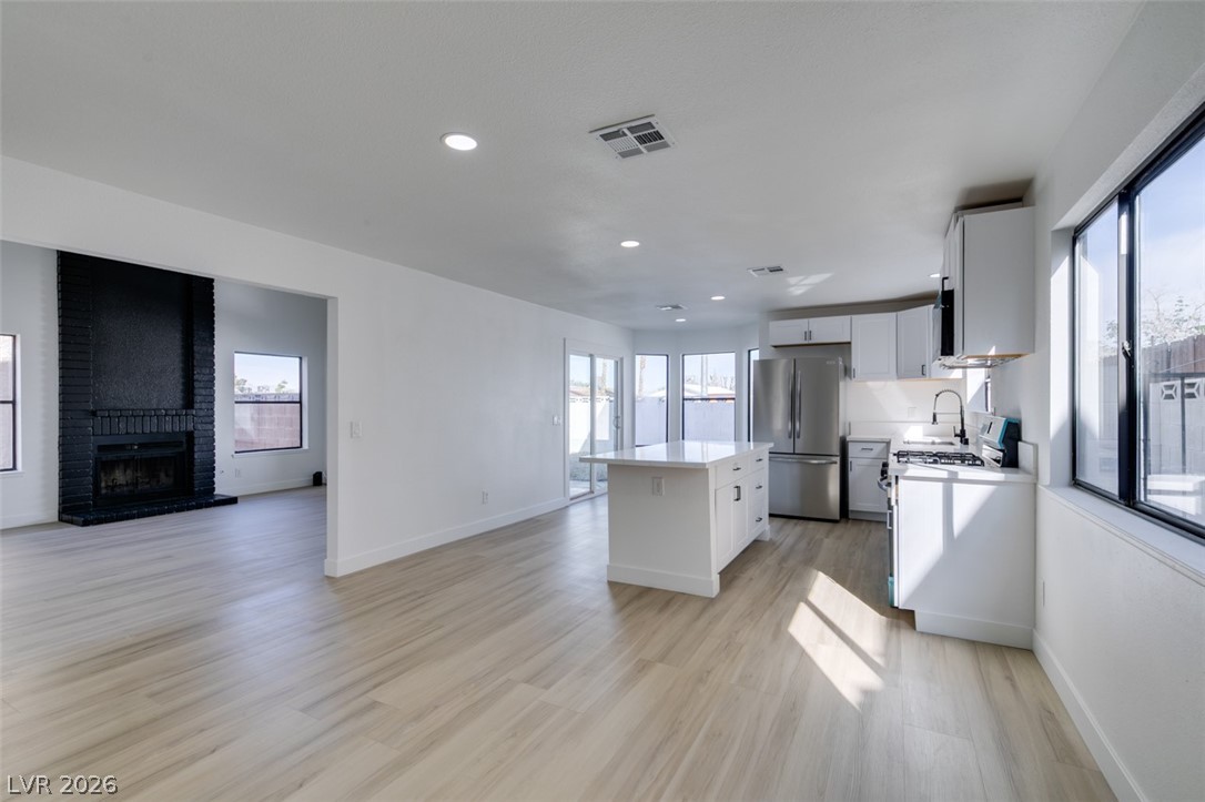 2429 Charteroak Street Las Vegas NV 89108