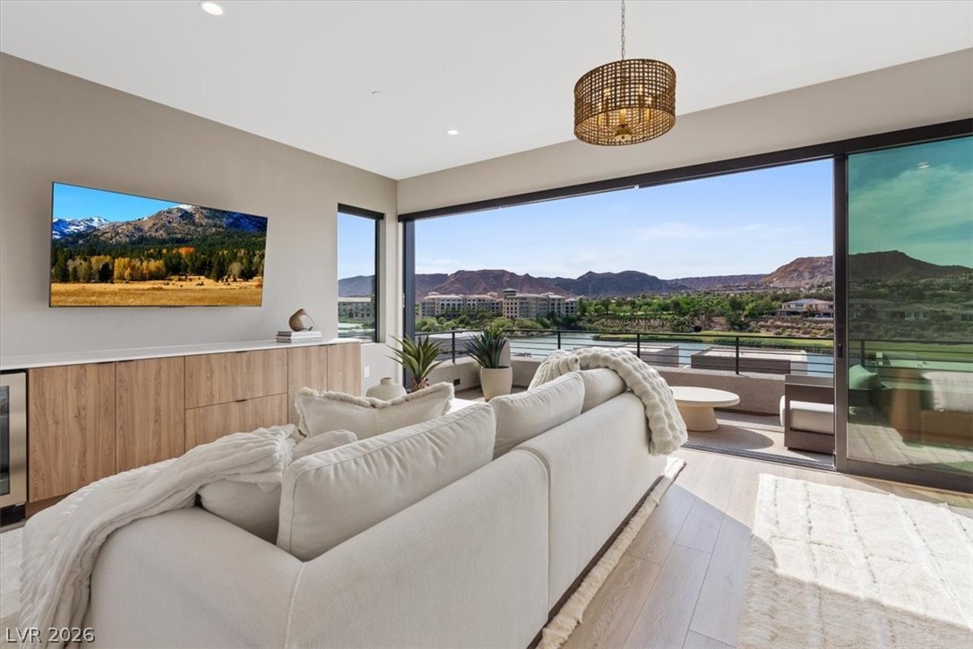 40 Heron Harbour Drive Henderson NV 89011