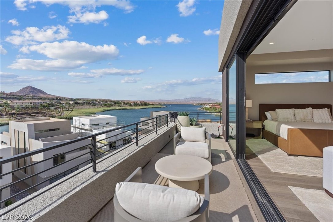 40 Heron Harbour Drive Henderson NV 89011