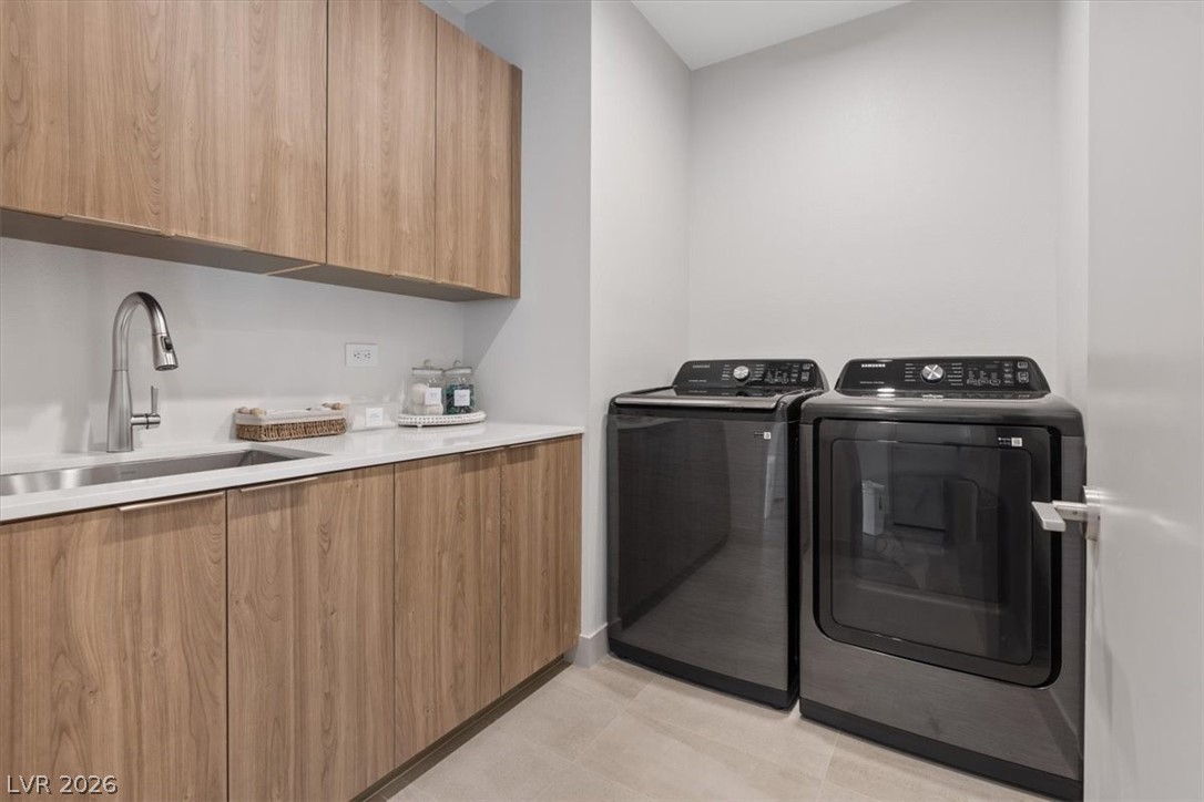 40 Heron Harbour Drive Henderson NV 89011