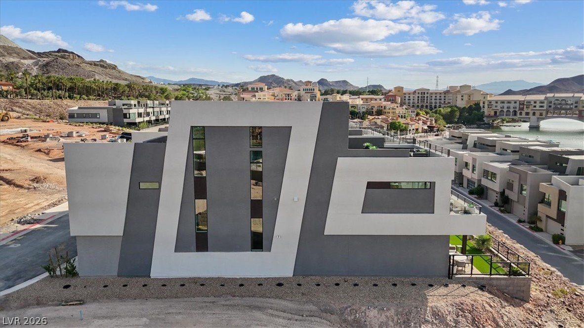 40 Heron Harbour Drive Henderson NV 89011