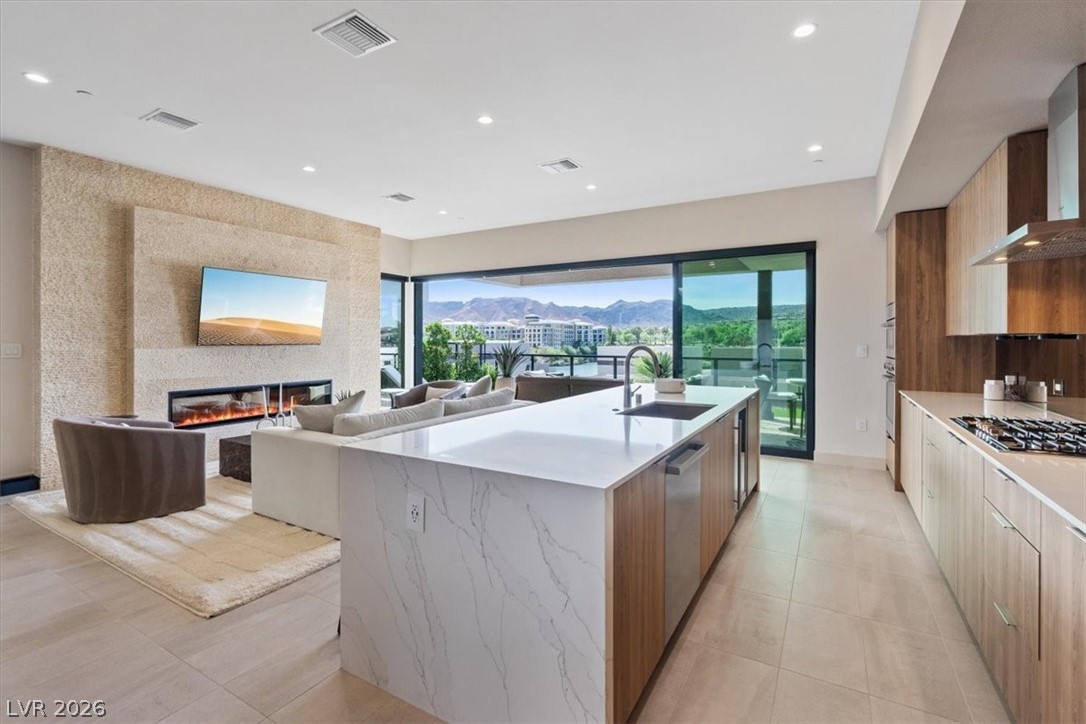 40 Heron Harbour Drive Henderson NV 89011