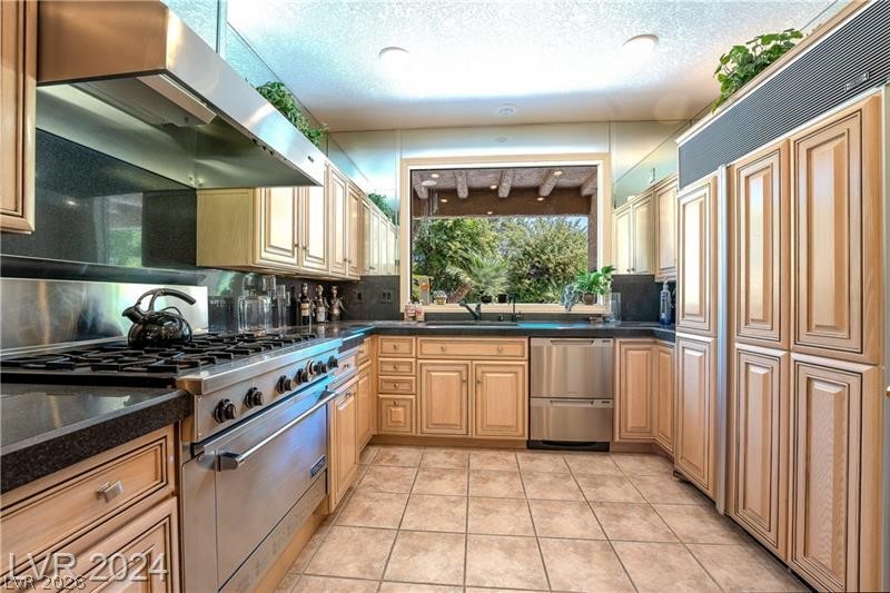 7988 Pinnacle Peak Avenue Las Vegas NV 89113