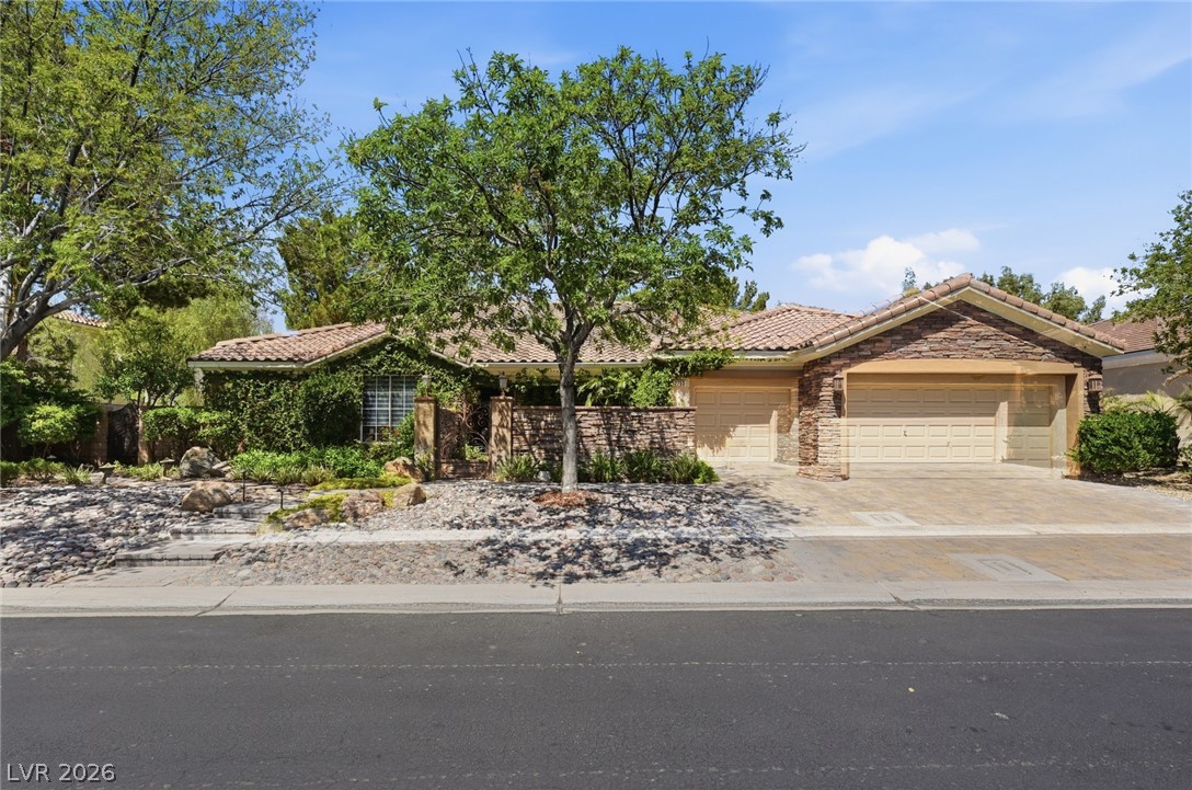2753 Vikings Cove Lane Las Vegas NV 89117