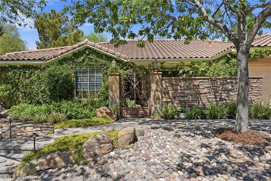 2753 Vikings Cove Lane Las Vegas NV 89117