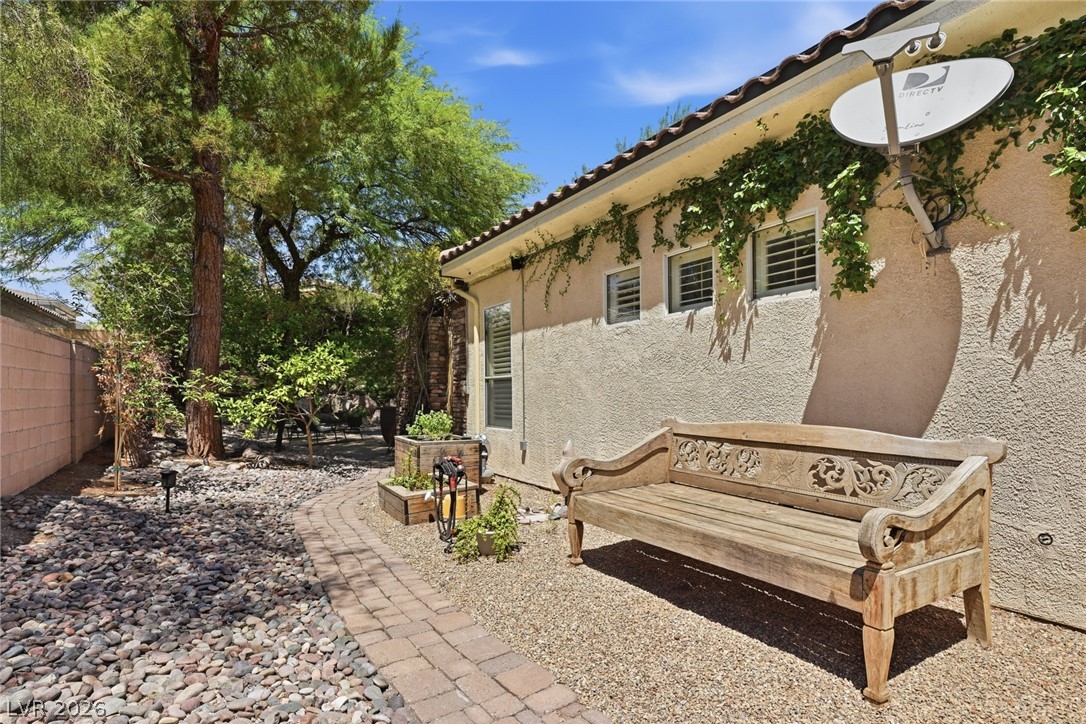 2753 Vikings Cove Lane Las Vegas NV 89117