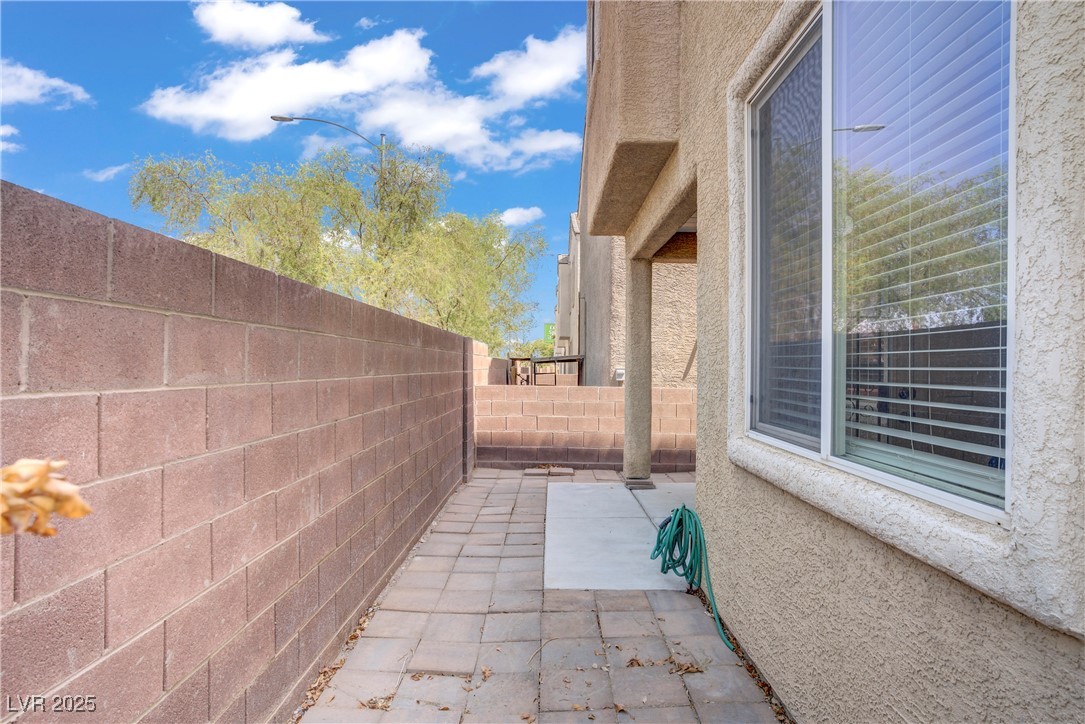 6584 Cotsfield Avenue Las Vegas NV 89139